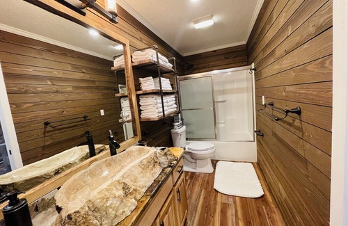 Mayo Casa | 15 ACRE RIVER FRONT CABIN HOUSE ON THE SUWANNEE, WITH SPRING WALKING DISTANCE