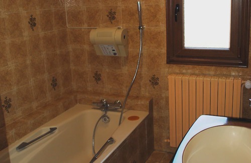 Mareuil-en-Brie Casa | COTTAGE IN THE COUNTRY AT A CROSS-ROADS OF CHAMPAGNE