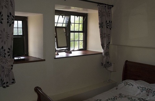 Shipton under Wychwood Hotel | The Crown at Shipton