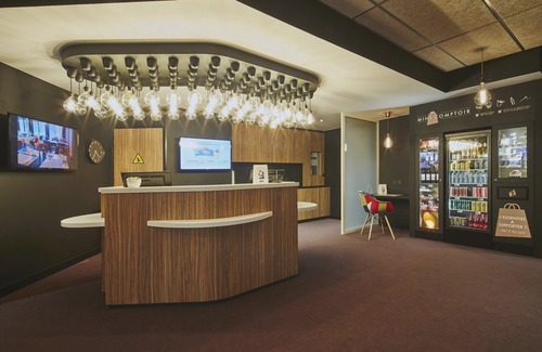 Riom Hotel | Kyriad Clermont Ferrand Nord - Riom