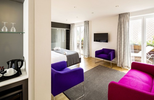 Saint-Hippolyte Hotel | Logis Hotel Le Parc & Spa