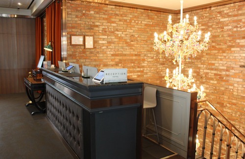 Nonhyeon-dong Hotel | Patio 7