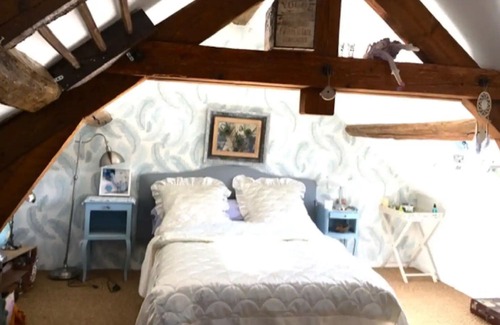 Precy Casa | Cozy Holiday Home in Precy in a Charming Area