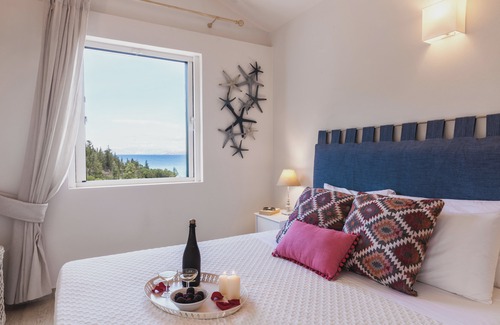 Rantatika Villa | Villas Muscalas by Konnect, 200m from the Beach