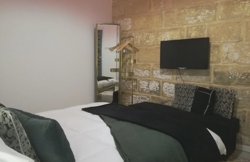 Luqa Casa | Squadron Base