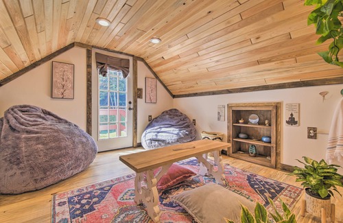 Freedom Casa | Unique Maine Log Cabin with Trout Ponds and Sauna!