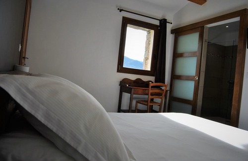 Guitera-les-Baines Cama Y Desayuno | Maison d'Hôtes Zella
