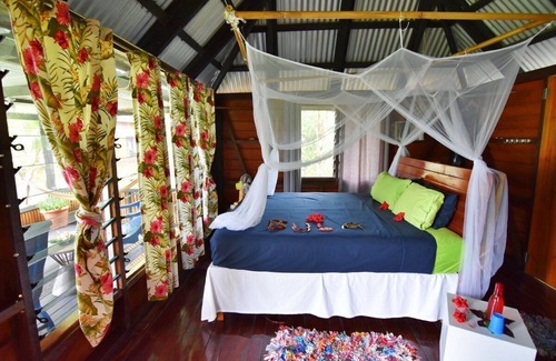 Viani Bay Complejo | Viani Bay Dive Resort across from Taveuni
