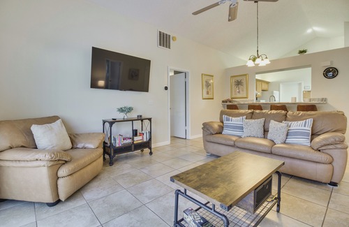 Buena Ventura Lakes Casa | Sunny Kissimmee Home with Pool about 12 Mi to Disney!