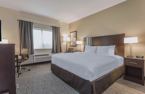 Gurnee Hotel | Wingate by Wyndham Gurnee