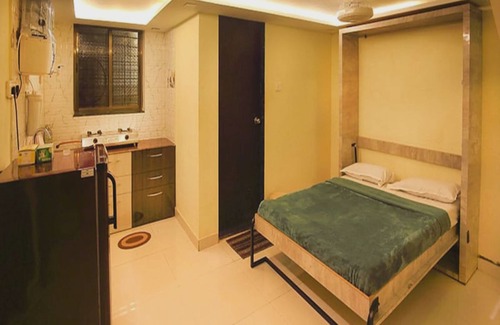 Guhagar Hotel | Wada Chirebandi