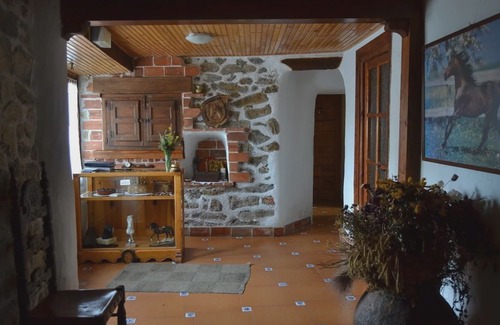 Navarredonda de Gredos Casa | Hostal Refugio De Gredos
