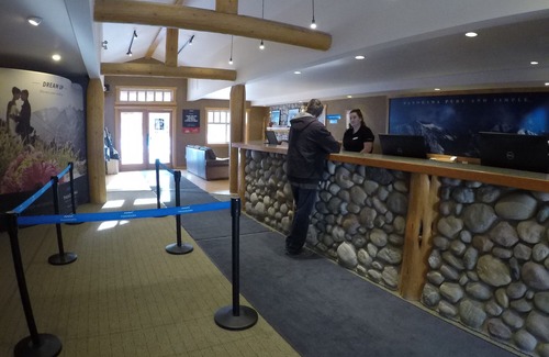 East Kootenay Hotel | Panorama Vacation Retreat at Horsethief Lodge