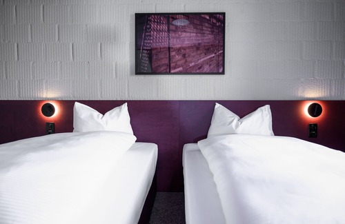 Rotkreuz Hotel | BRIX - Self Check-In Hotel