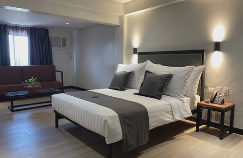 Lucap Hotel | PROXY Plus Pangasinan