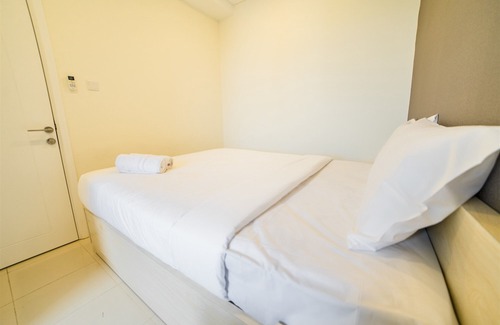 Hegarmanah Apartamento | Homey 2BR Apartment at Parahyangan Residence near Parahyangan University By Travelio