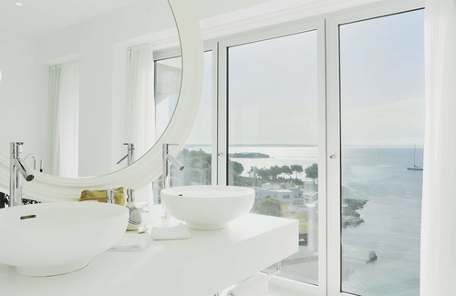 Portals Nous Hotel | The Donna Portals