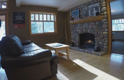East Kootenay Hotel | Panorama Vacation Retreat at Horsethief Lodge
