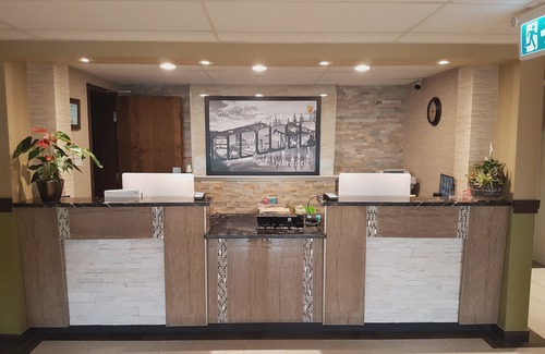Hardisty Hotel | Super 8 by Wyndham Hardisty
