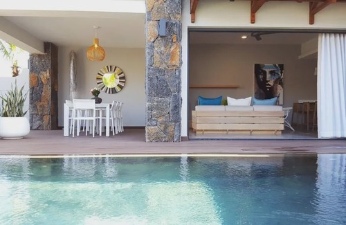 Mont Choisy Apartamento | Choisy Les Bains with LOV
