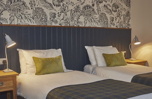 Buckfastleigh Hotel | Dartbridge Inn by Greene King Inns