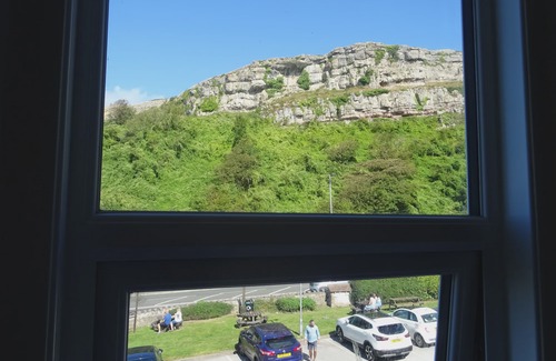 Penrhyn Bay Hotel | Craigside Manor