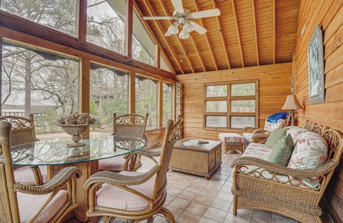 Leesburg Cabaña | Lakefront Leesburg Home w/Private Dock & Ramp!