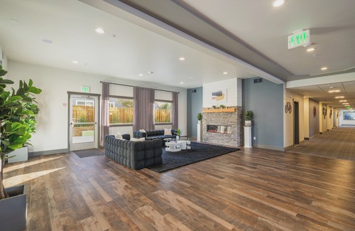 Wapato Point Hotel | The Lodge Lake Chelan