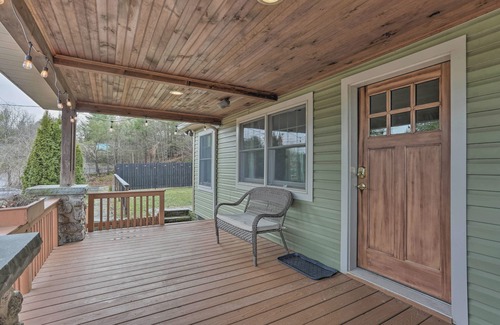 Paupack Casa | Large Yard and Games Edgewater Escape in Paupack!
