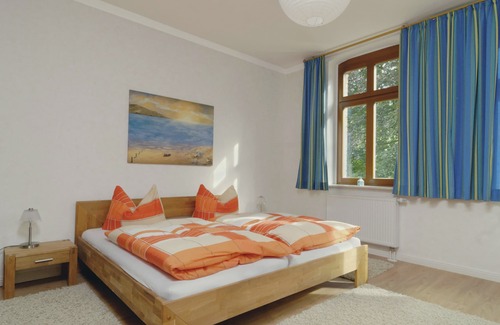 Furstenwalde/Spree Apartamento | Ferienwohnung mit Garten in Fürstenwalde