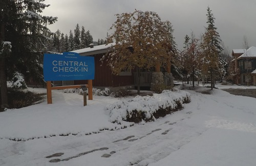 East Kootenay Hotel | Panorama Vacation Retreat at Horsethief Lodge