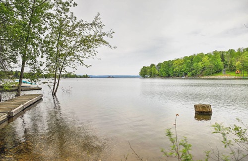 Mayfield Casa | Mayfield Home with Private Dock on Lake Sacandaga!