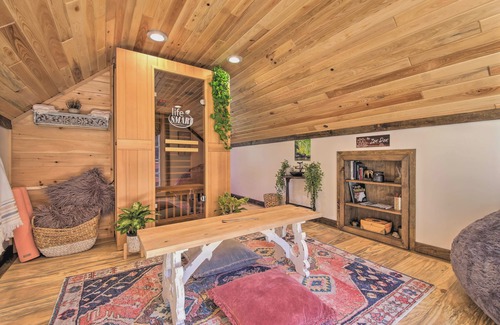 Freedom Casa | Unique Maine Log Cabin with Trout Ponds and Sauna!