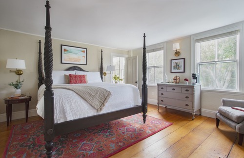 Yarmouth Port Hotel | Chapter House