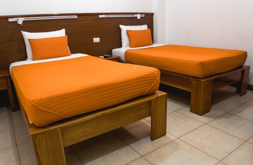 Kennedy Cama Y Desayuno | Hostal Macaw