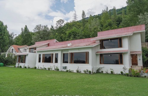 Nishat-Shalimar Hotel | Orania