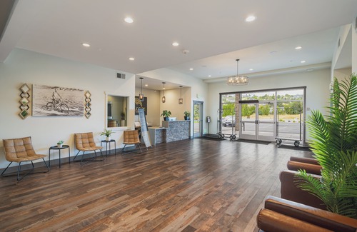 Wapato Point Hotel | The Lodge Lake Chelan