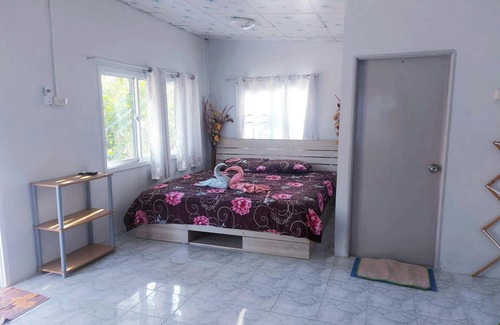 Chom Bueng Casa | Ozone at farm