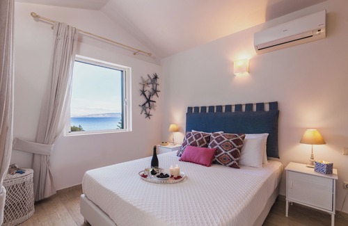 Rantatika Villa | Villas Muscalas by Konnect, 200m from the Beach