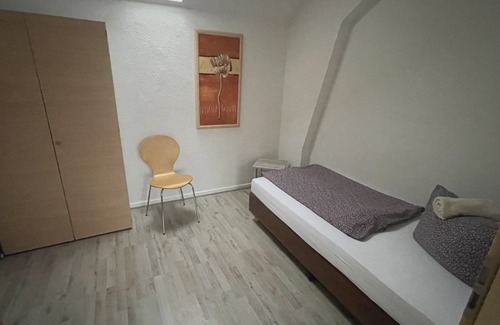 Wolfsanger Apartamento | Bed4You Gästehaus 2