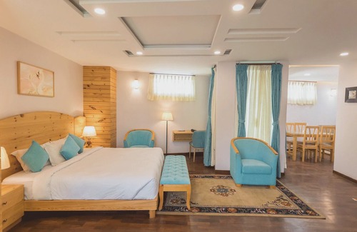 Hattiban Hotel | Lalit Service Apartment