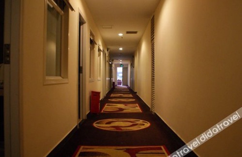 Huaqiang North Otro | No. 8 Hotel Chain (Shenzhen Huaqiangbei)