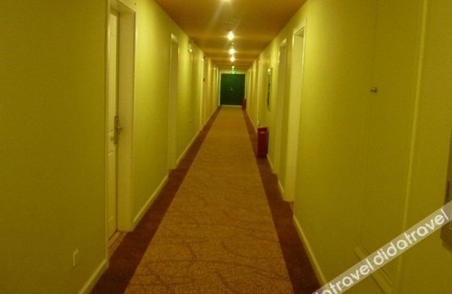Kongtong District Hotel | Homeinn Selected Hotel (Pingliang Liuhu Park Greenland Plaza)