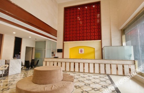 Jintai District Hotel | Home Inn · Neo (Baoji Wanda Plaza Branch)