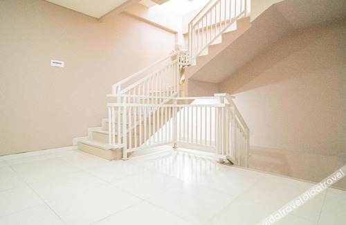 Bojonegoro Hotel | RedDoorz Plus @ Jalan Pemuda Timur Bojonegoro