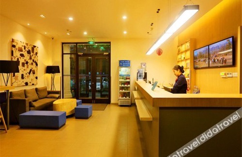 Weidu District Hotel | Hanting Hotel Xuchang Wenfeng Square