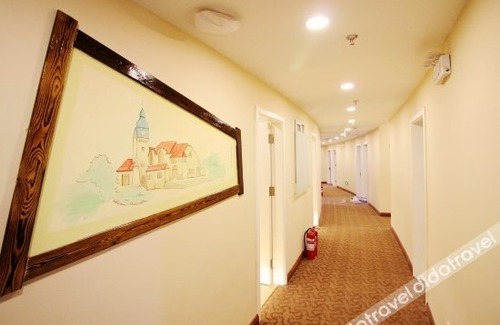 Zhanqiao Hotel | Zhanqiao Qinglan Hotel (Qingdao Railway Station Catholic Church Branch)