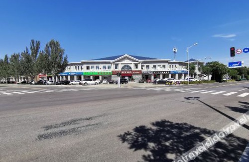 Ordos Otro | Home Inn Neo (Ordos Kangbashi Funan Street Genghis Khan Plaza Branch)