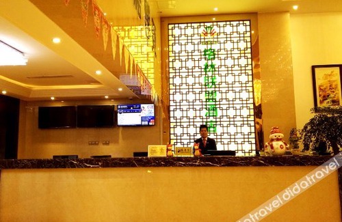 Yixiu District Hotel | GreenTree Inn Anqing East Yingbin Road High-Speed Railway Station