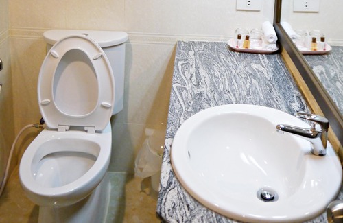 Chaiyaphum Hotel | Lertnimit Hotel